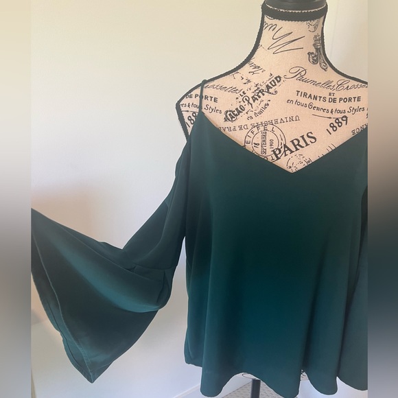 Turquoise Off the Shoulder Shirt - Picture 2 of 7